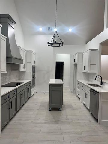 2291 CR 1335, Blanchard, OK 73010