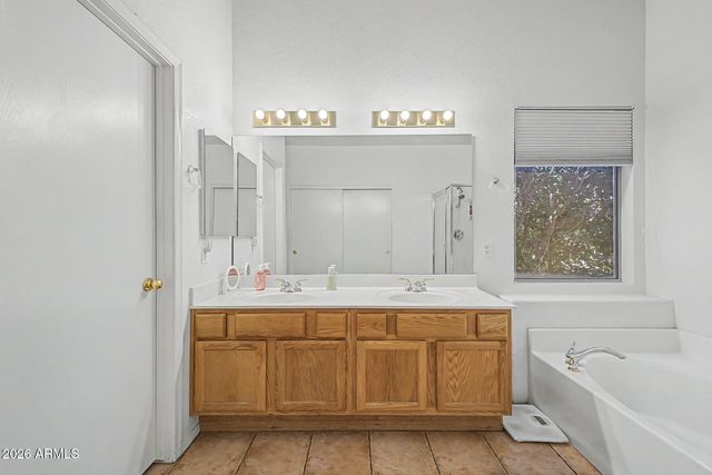 6799 W Firebird Drive, Glendale, AZ 85308