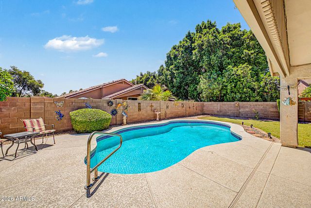 6799 W Firebird Drive, Glendale, AZ 85308