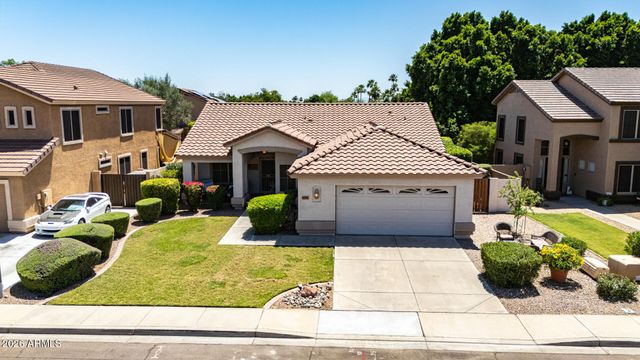 6799 W Firebird Drive, Glendale, AZ 85308