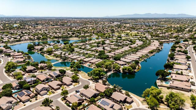 6799 W Firebird Drive, Glendale, AZ 85308