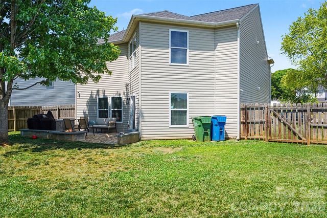 113 McGarty Place, Mount Holly, NC 28120