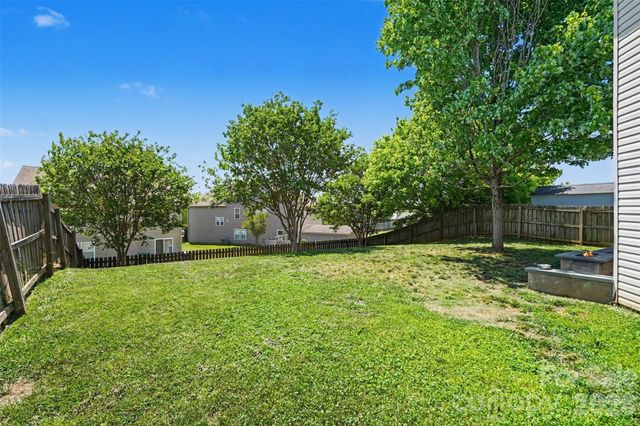 113 McGarty Place, Mount Holly, NC 28120