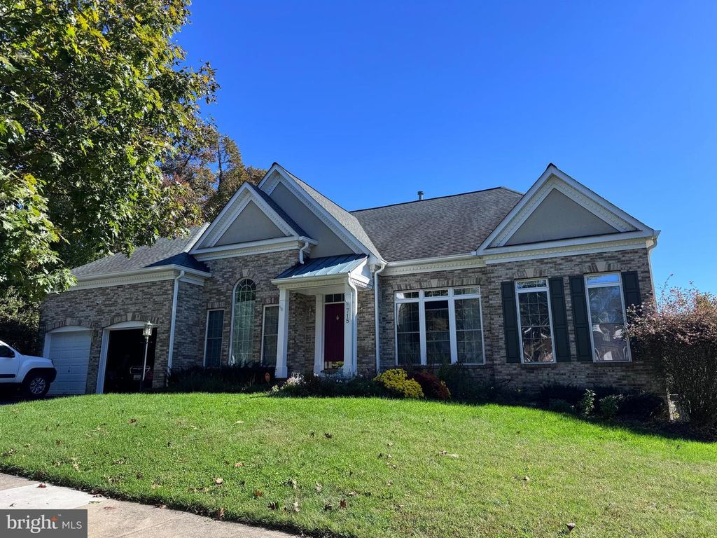 715 PUMPHREY FARM DR, Millersville, MD 21108