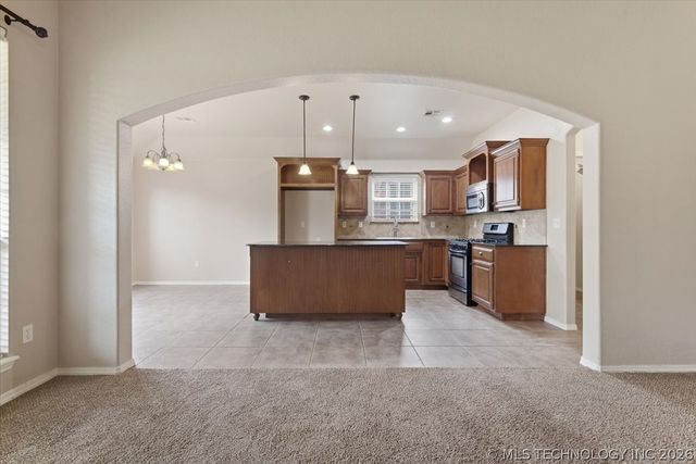 2321 W Quinton Street, Broken Arrow, OK 74011