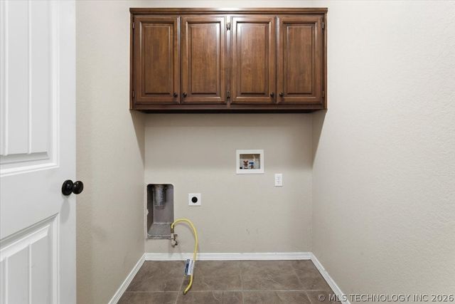 2321 W Quinton Street, Broken Arrow, OK 74011