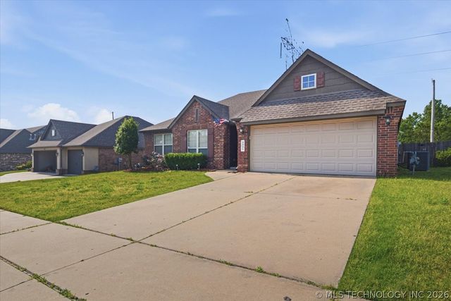 2321 W Quinton Street, Broken Arrow, OK 74011