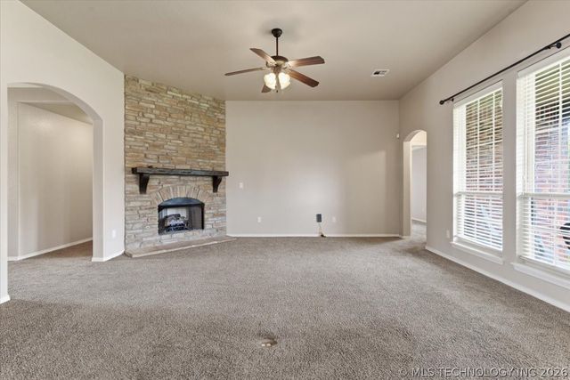 2321 W Quinton Street, Broken Arrow, OK 74011