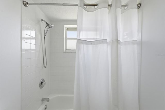 885 ROTONDA CIRCLE, Rotonda West, FL 33947