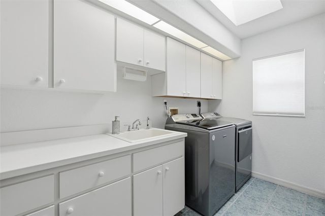 885 ROTONDA CIRCLE, Rotonda West, FL 33947