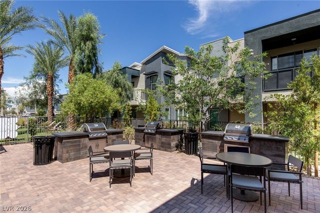 11272 Gravitation Drive 102, Las Vegas, NV 89135