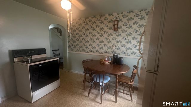 54 Paramount Avenue, Hamden, CT 06517