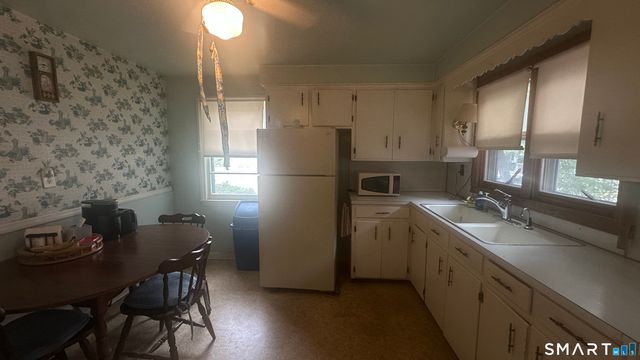 54 Paramount Avenue, Hamden, CT 06517
