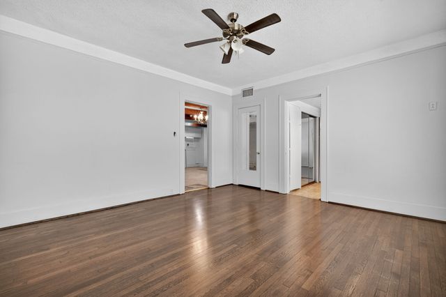 916-B E Hubbard Street, Mineral Wells, TX 76067