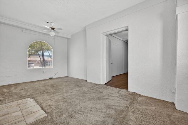 916-B E Hubbard Street, Mineral Wells, TX 76067