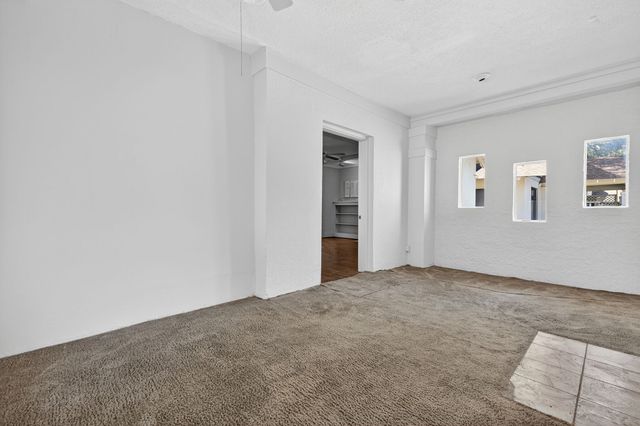 916-B E Hubbard Street, Mineral Wells, TX 76067