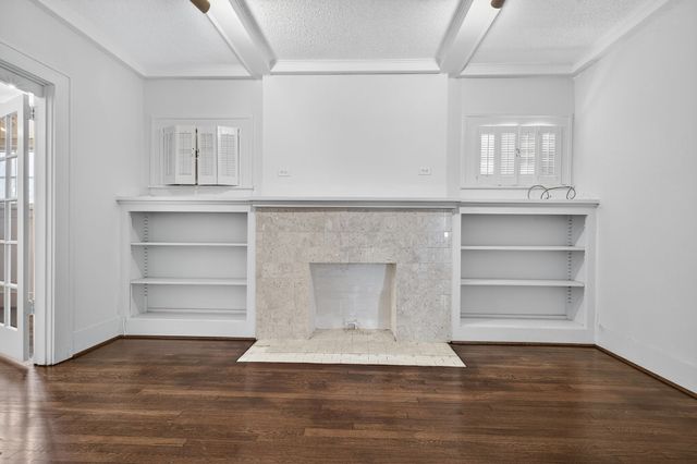 916-B E Hubbard Street, Mineral Wells, TX 76067