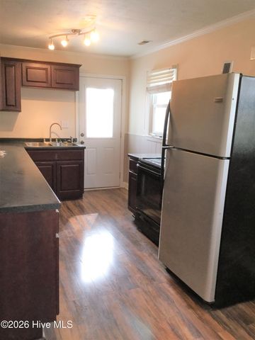 9756 Graham Drive NE, Leland, NC 28451