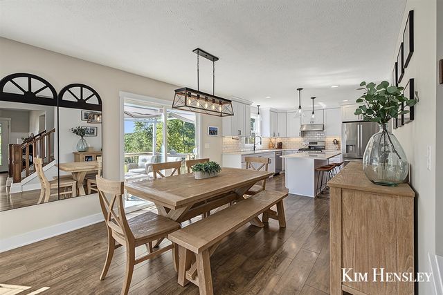 6343 Bentley Drive, Belmont, MI 49306