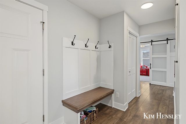 6343 Bentley Drive, Belmont, MI 49306