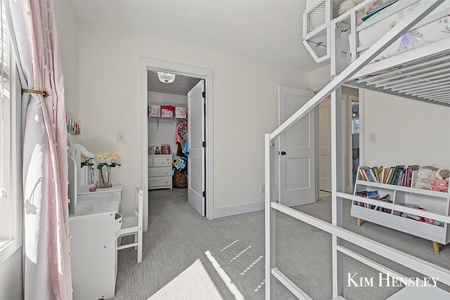 6343 Bentley Drive, Belmont, MI 49306