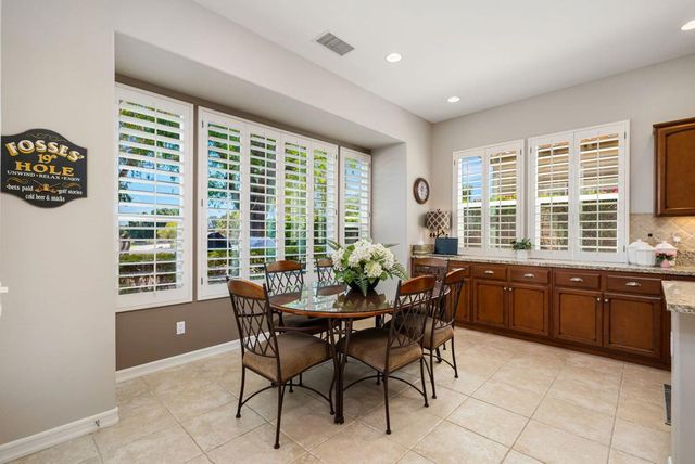 60520 Desert Rose Drive, La Quinta, CA 92253