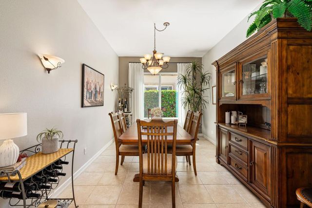 60520 Desert Rose Drive, La Quinta, CA 92253