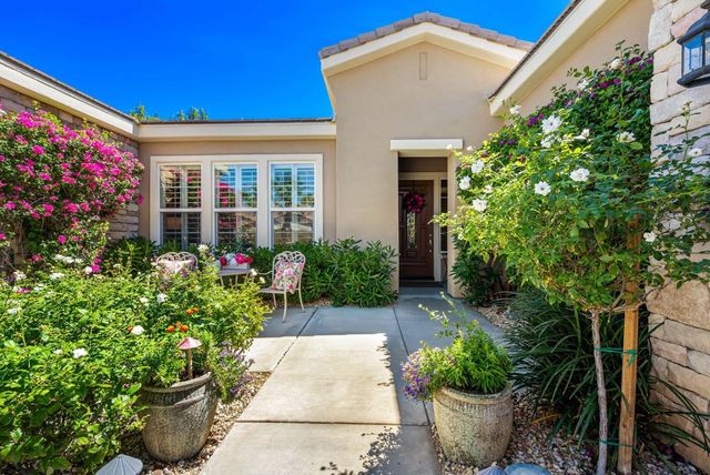 60520 Desert Rose Drive, La Quinta, CA 92253