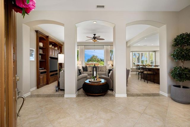 60520 Desert Rose Drive, La Quinta, CA 92253