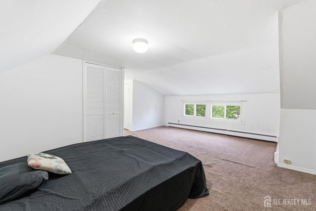 35 Coolidge Avenue, Carteret, NJ 07008