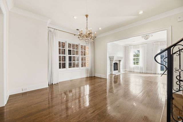 112 West End Close, Nashville, TN 37205