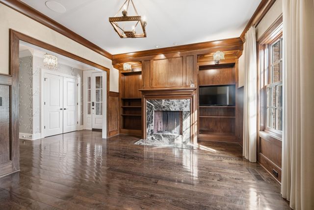 112 West End Close, Nashville, TN 37205