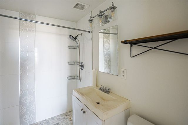 100 Atlantic Ave, 608, Long Beach, CA 80802