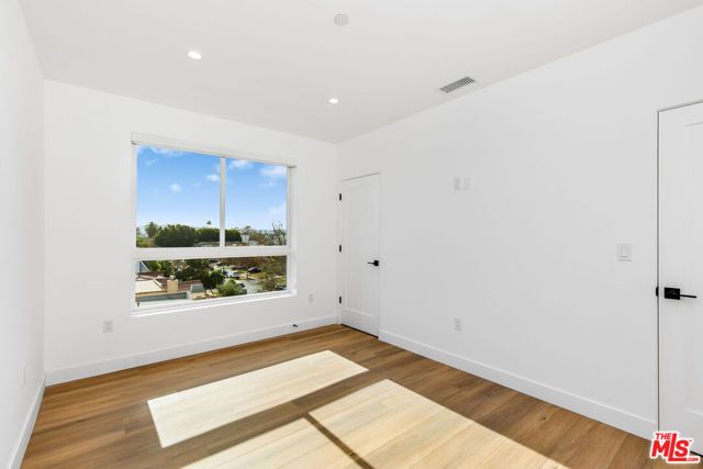 1614 S Sycamore Avenue, Los Angeles, CA 90019