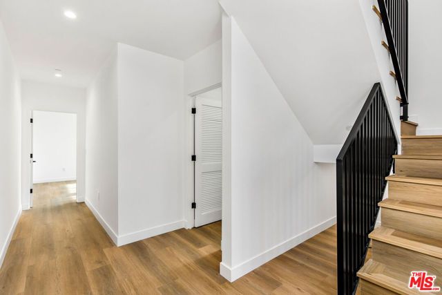 1614 S Sycamore Avenue, Los Angeles, CA 90019