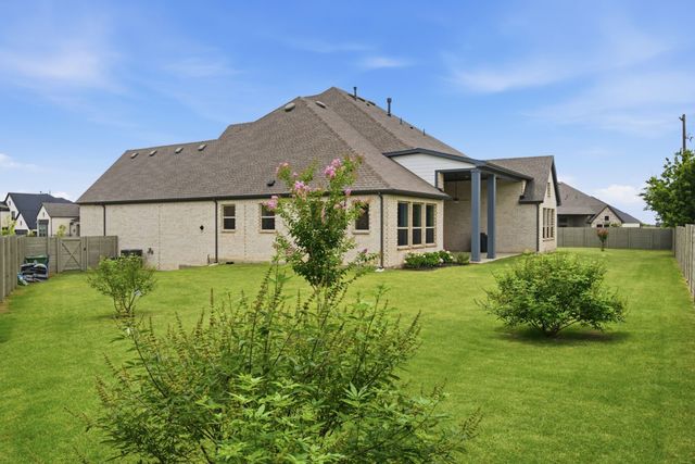 2033 Longspur Drive, Argyle, TX 76226