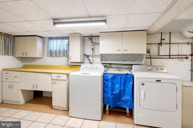 1902 TRENTON AVE, Bristol, PA 19007