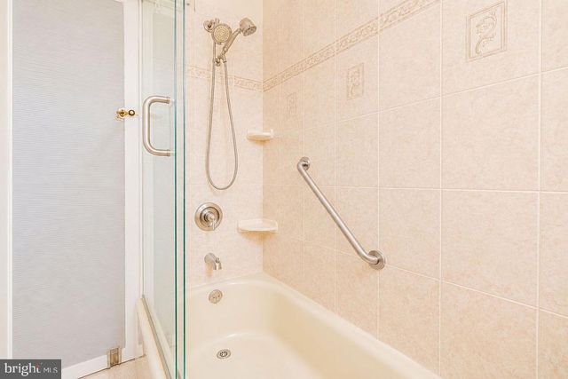 1902 TRENTON AVE, Bristol, PA 19007