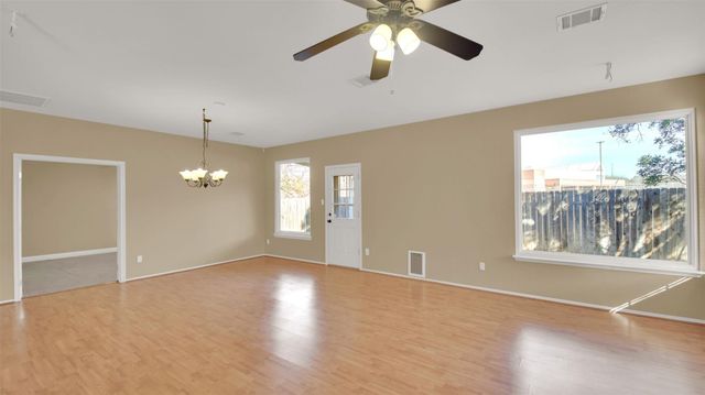 1030 Disraeli CIR, Pflugerville, TX 78660