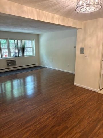 15 Cass Street 3, Boston, MA 02132