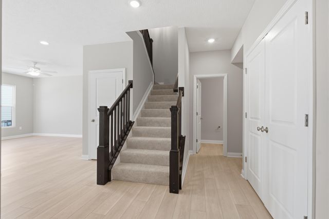 5519 Fawnsbury Court, Powell, OH 43065