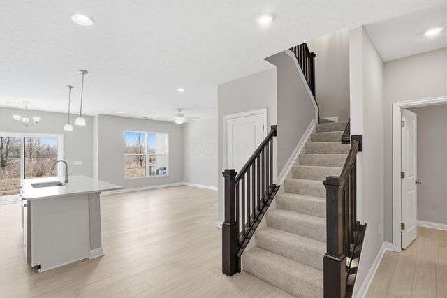 5519 Fawnsbury Court, Powell, OH 43065