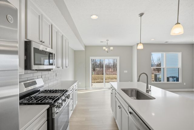 5519 Fawnsbury Court, Powell, OH 43065