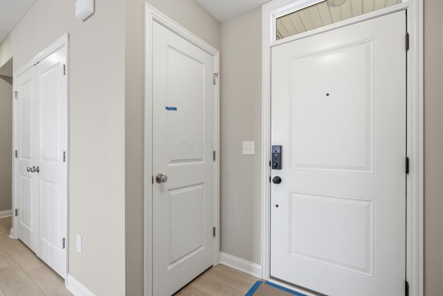 5519 Fawnsbury Court, Powell, OH 43065