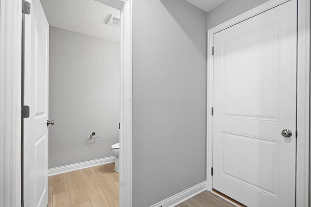 5519 Fawnsbury Court, Powell, OH 43065