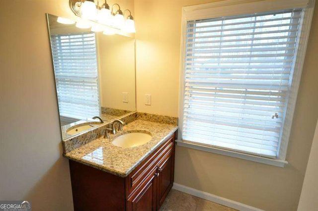 4060 Summit Drive, Marietta, GA 30068