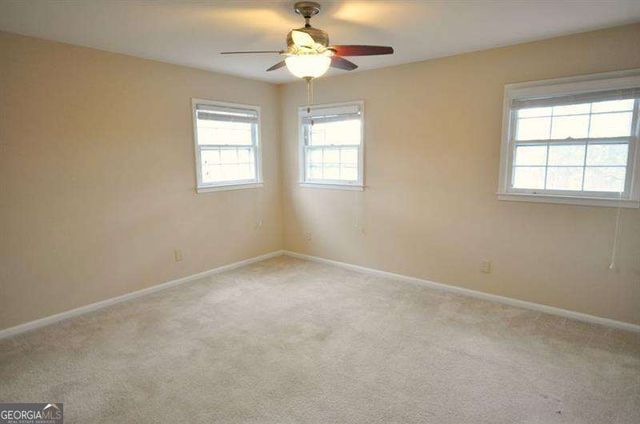 4060 Summit Drive, Marietta, GA 30068