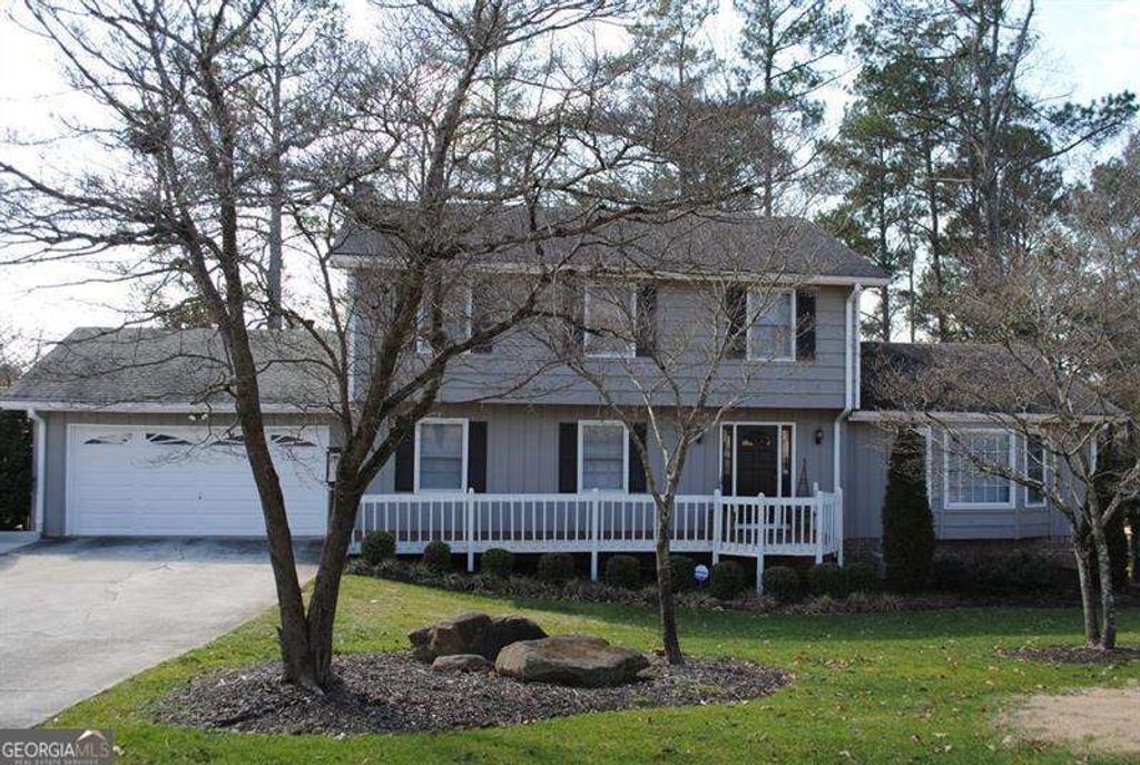 4060 Summit Drive, Marietta, GA 30068