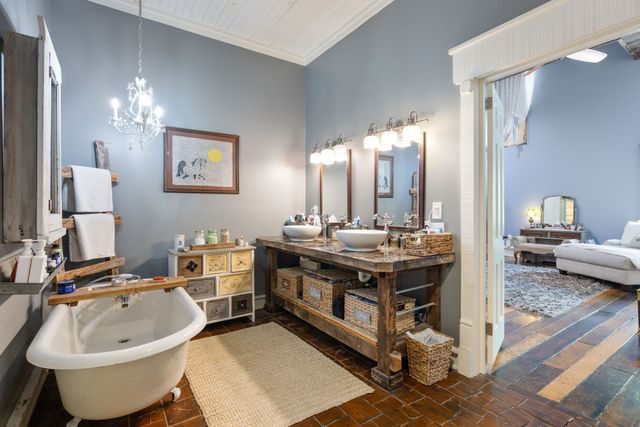 7646 Highway 100, Bon Aqua, TN 37025