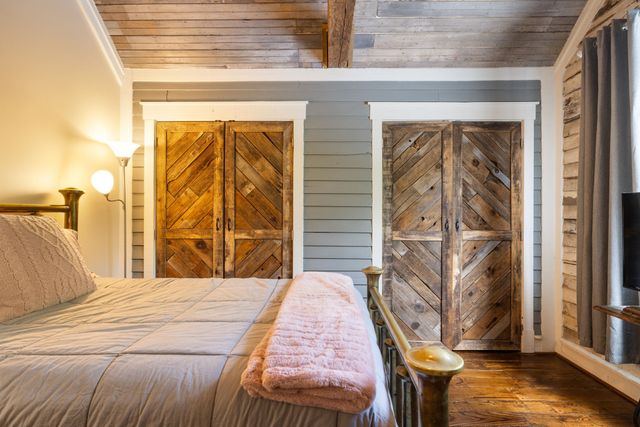 7646 Highway 100, Bon Aqua, TN 37025